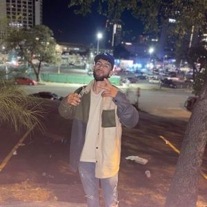Meet your Posher, Josue